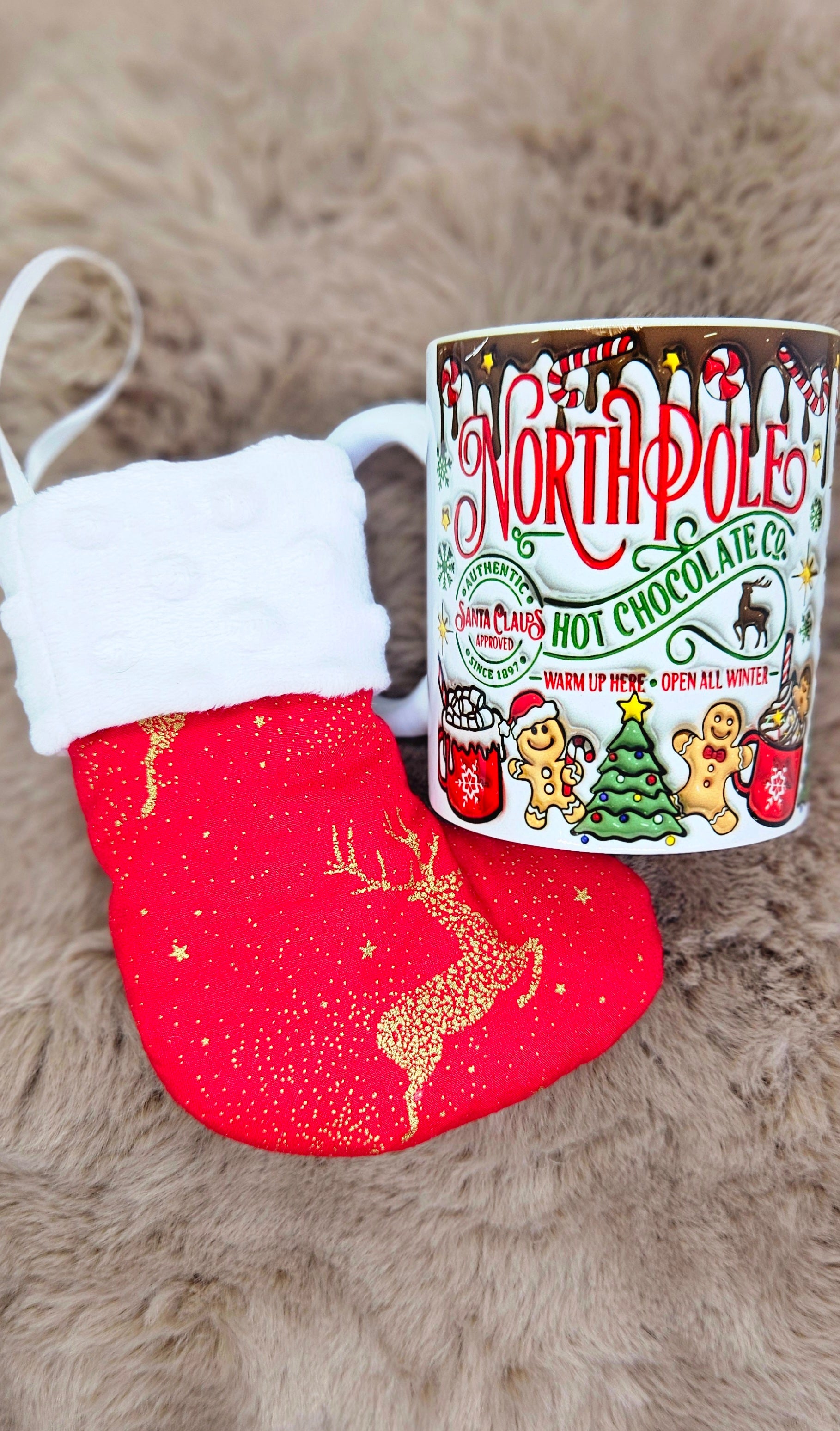 đ
 Mug âNorth Pole â Hot Chocolate Co.â