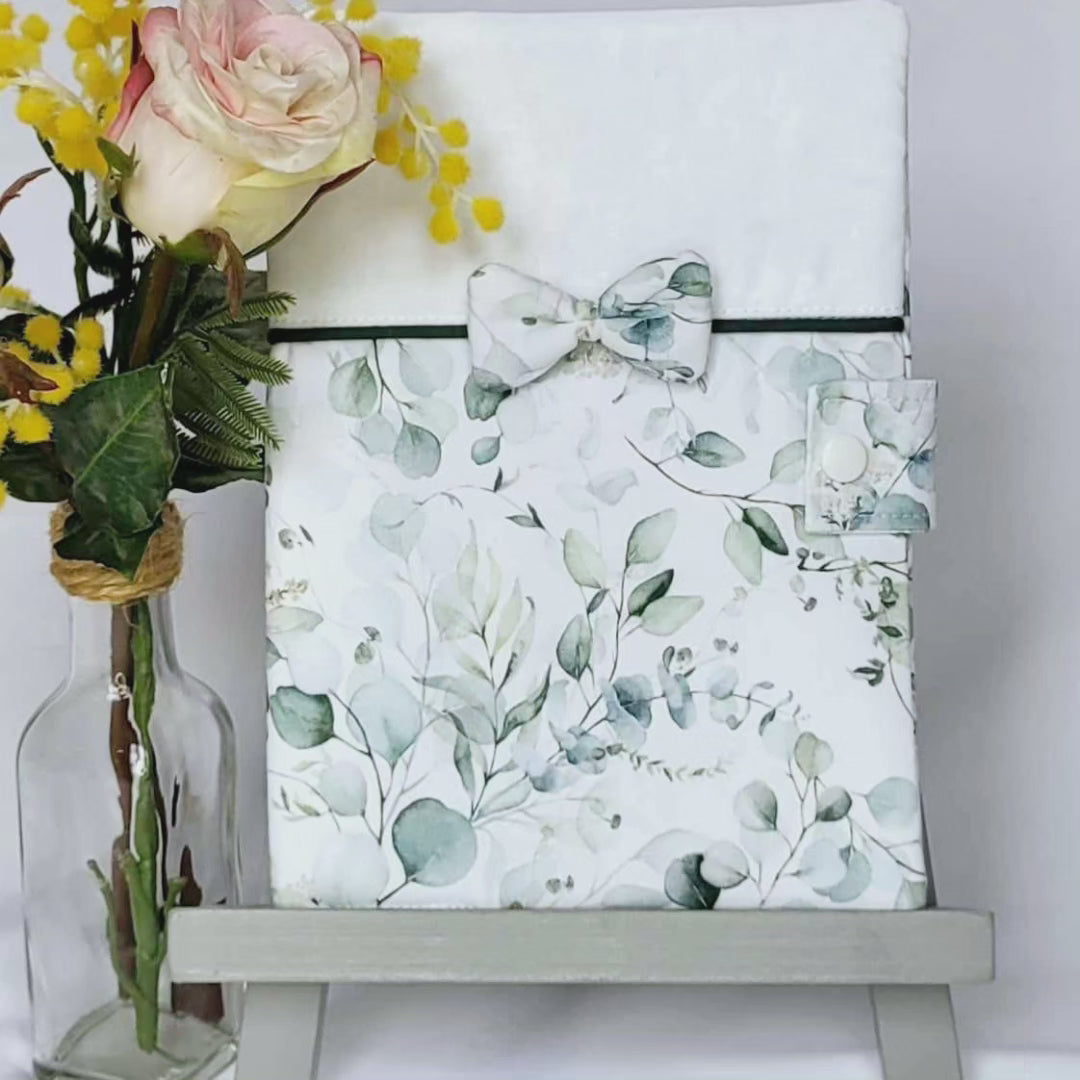 Protège carnet de santé feuilles d'Eucalyptus