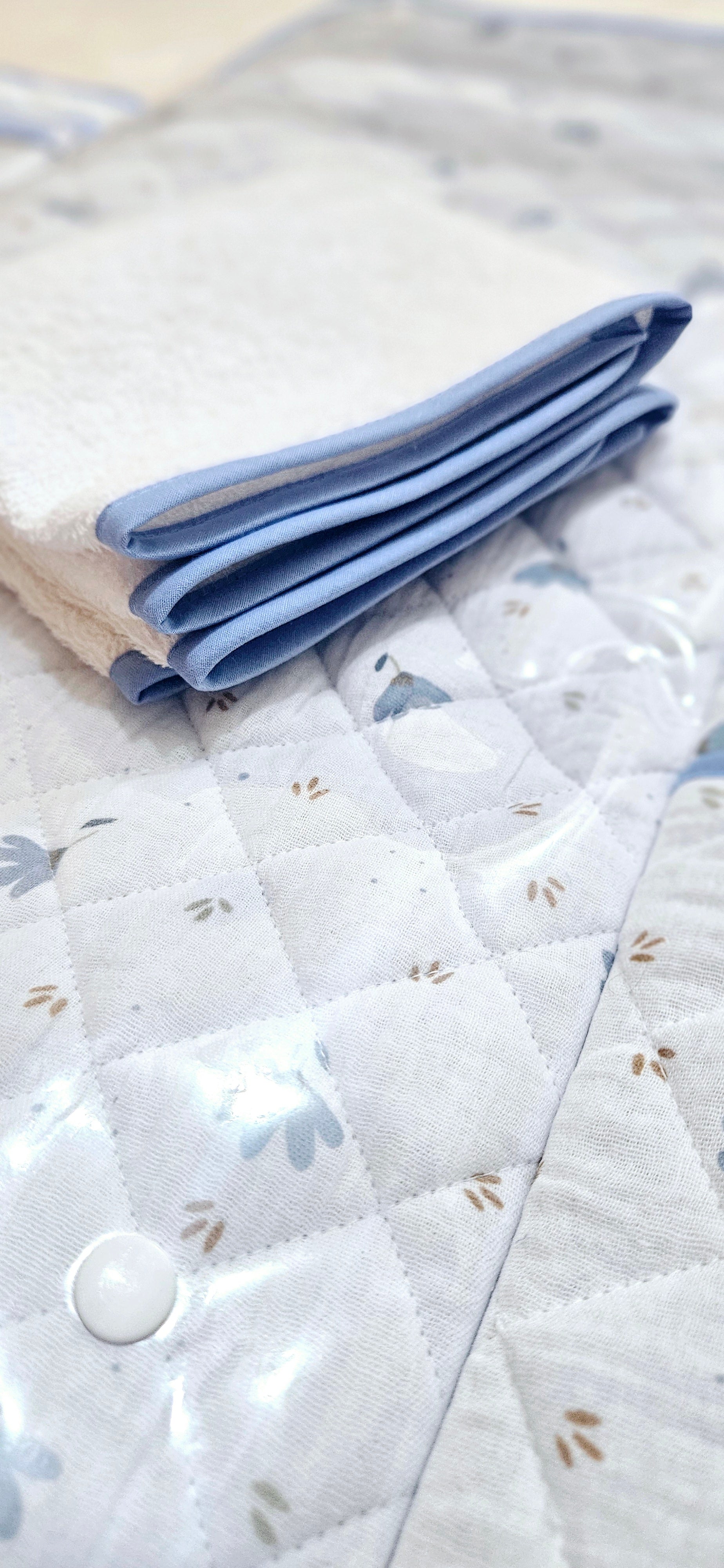 Tapis à langer nomade bleu ciel