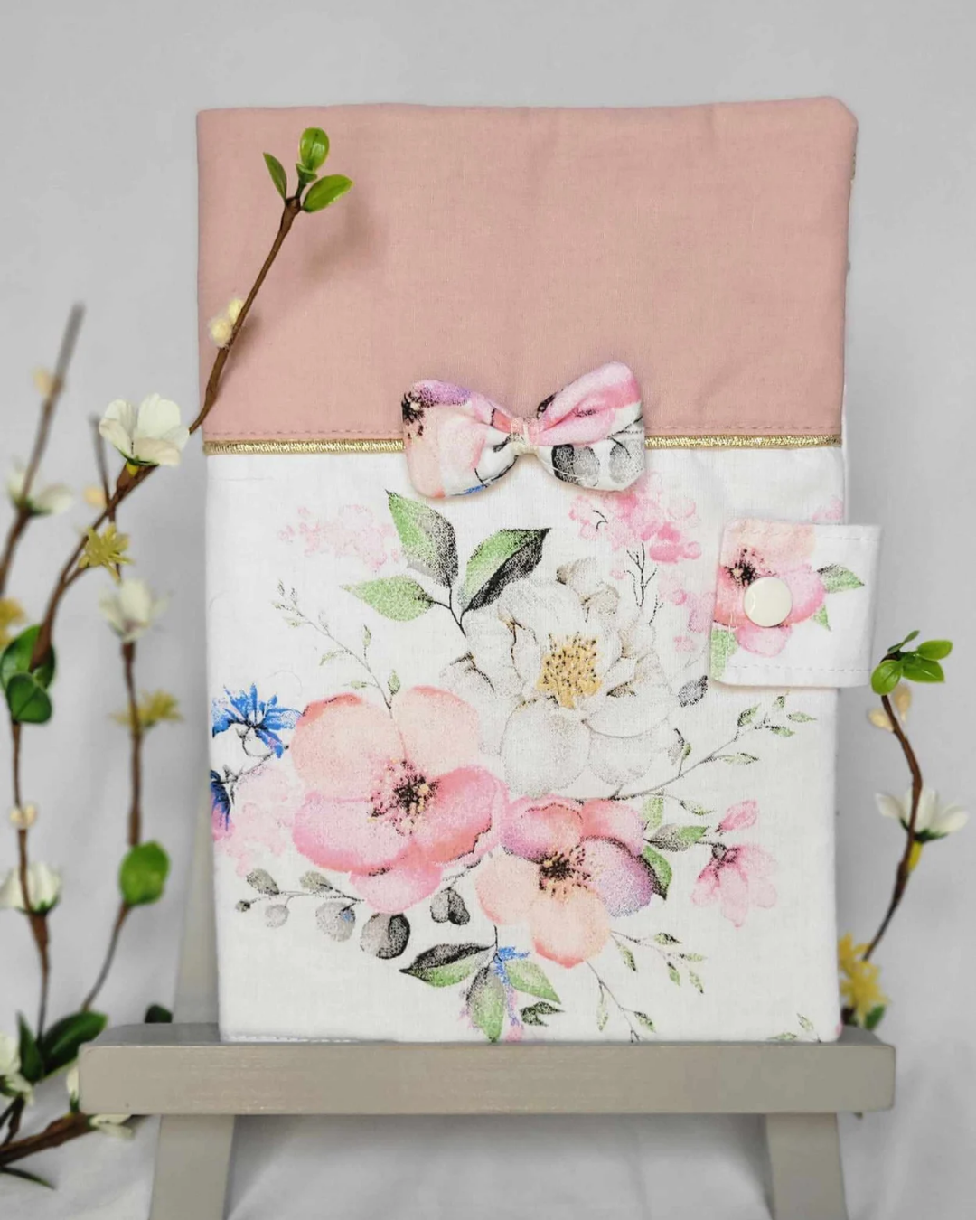 Protège carnet de santé Fleuri