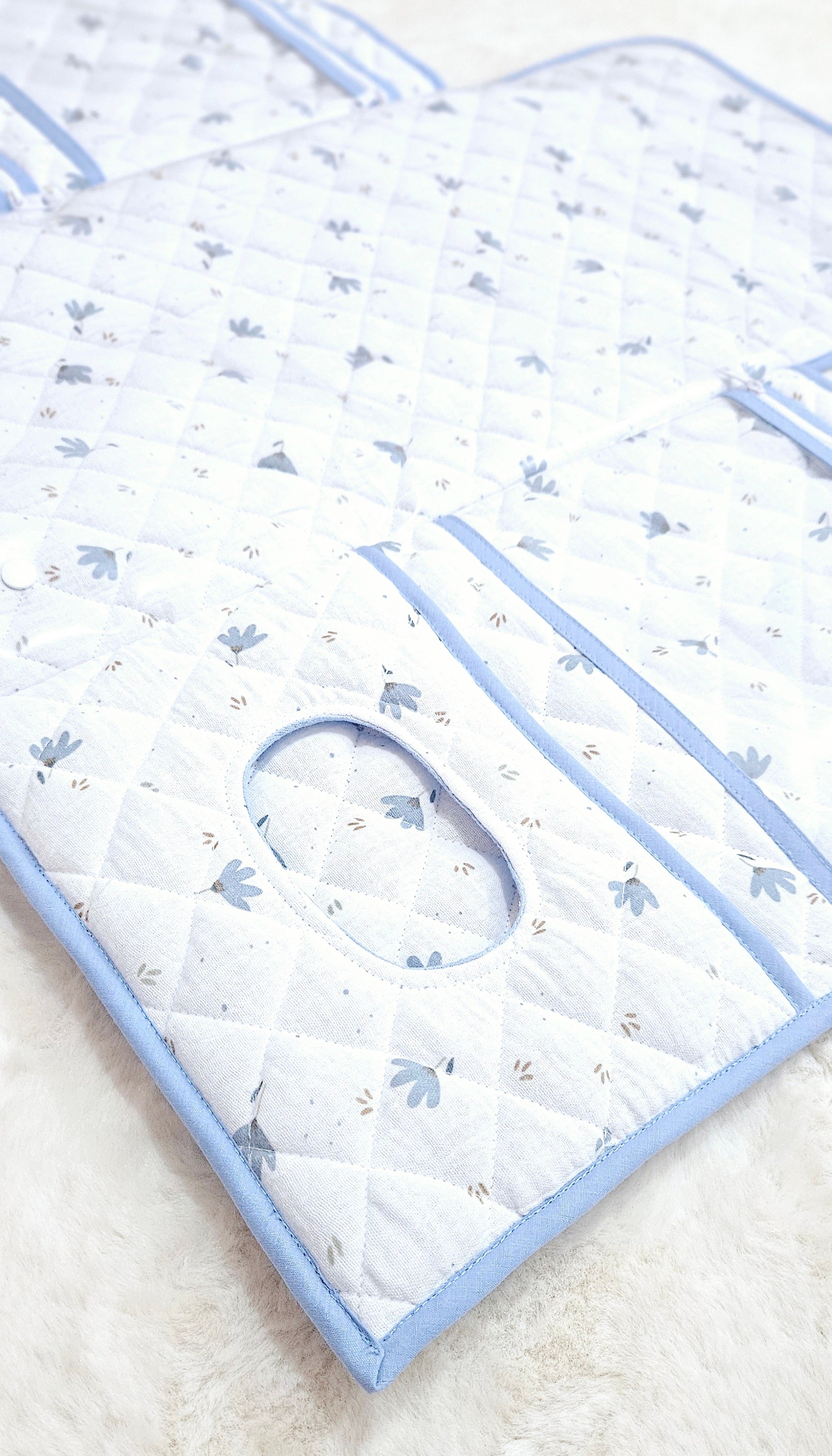 Tapis à langer nomade bleu ciel