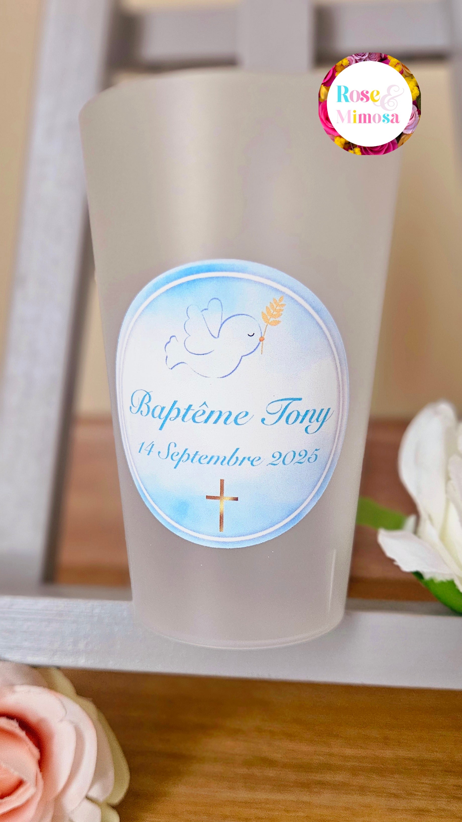 Gobelet Baptême Personnalisé – Colombe, Croix Dorée & Bleu Ciel (25 cl)