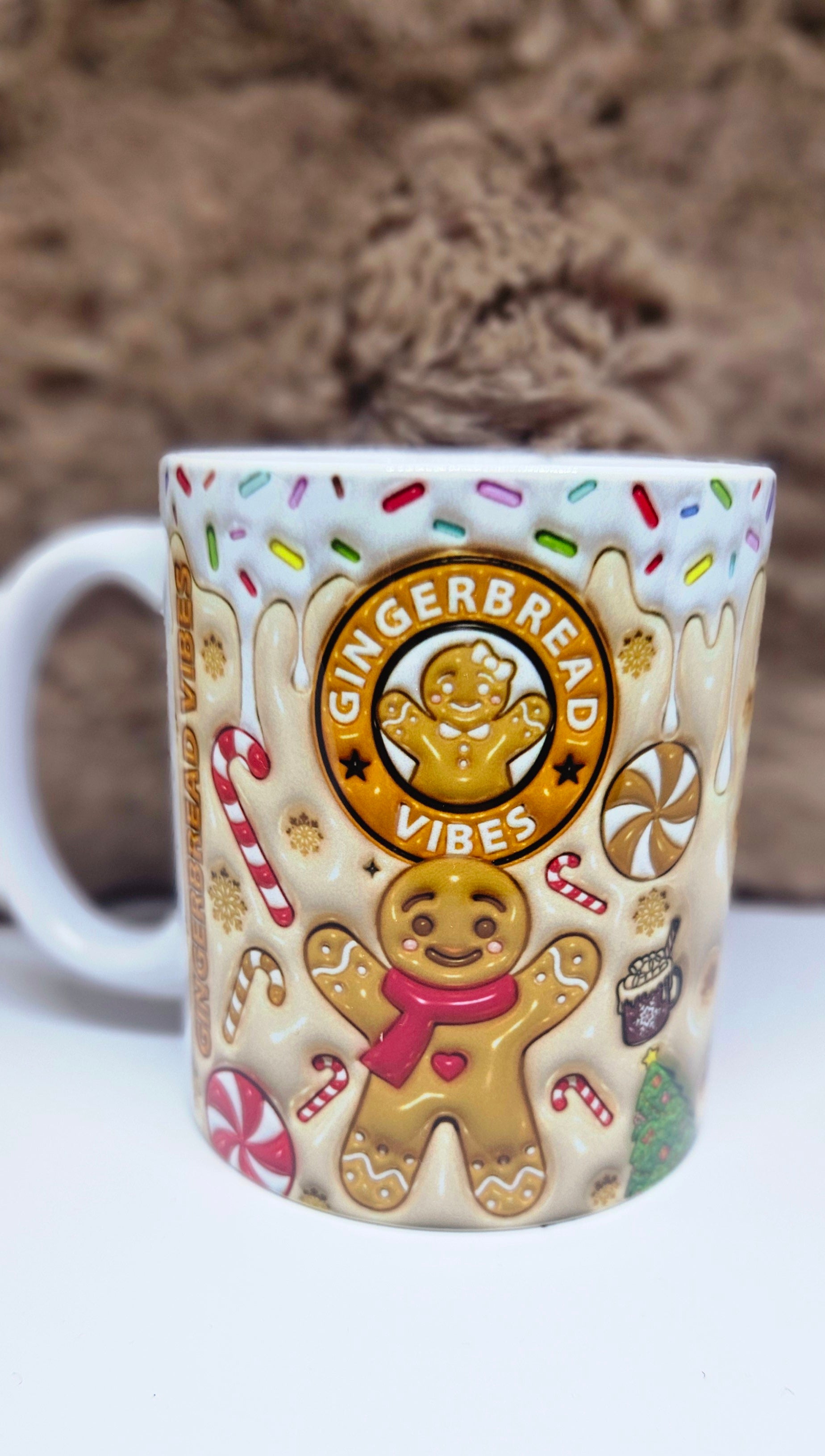 🍭 Mug “Gingerbread Vibes” – Pain d’Épice Gourmand (Effet 3D) 🎅