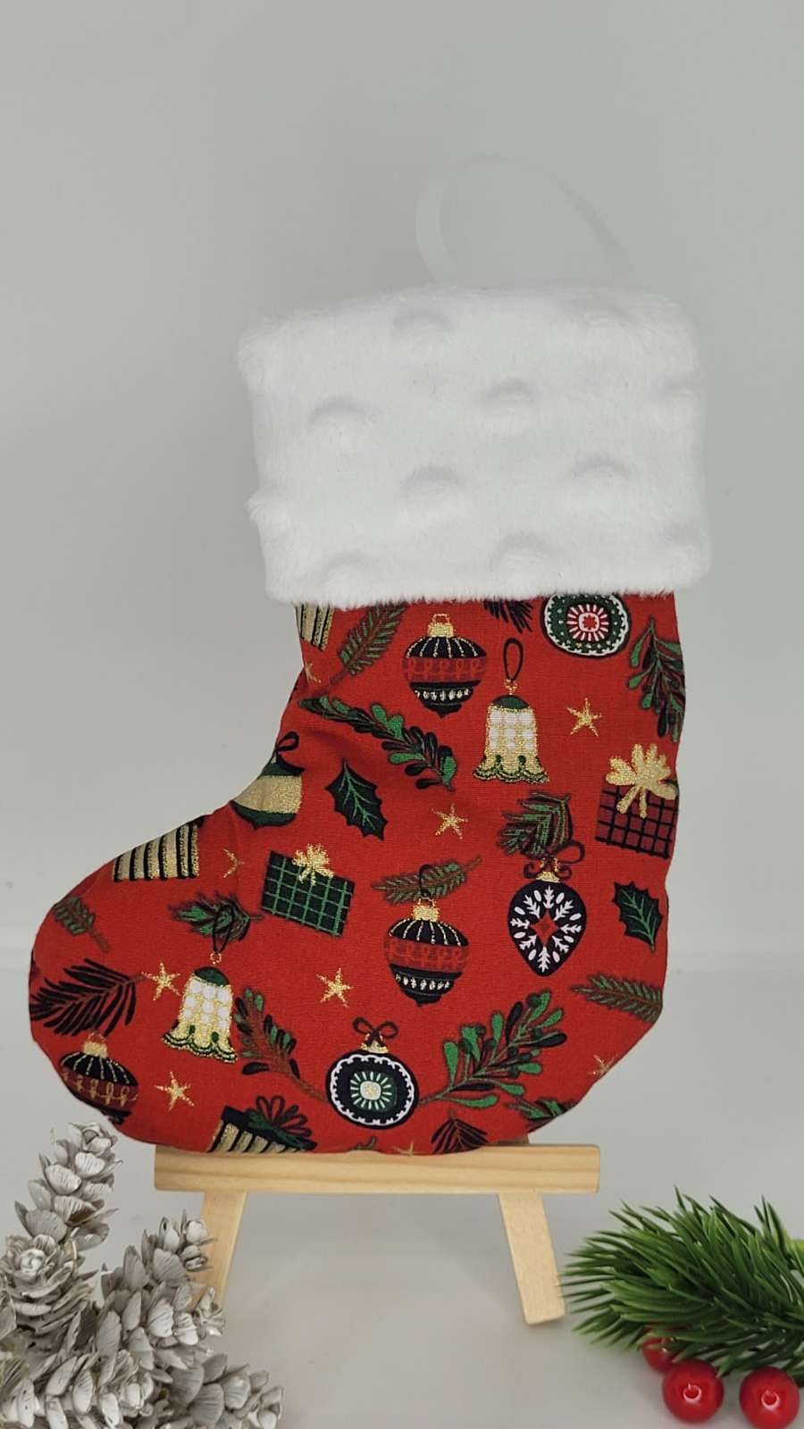 🎁🌟 Botte de Noël – Modèle “Classique & Festive” (15 cm) – Personnalisable